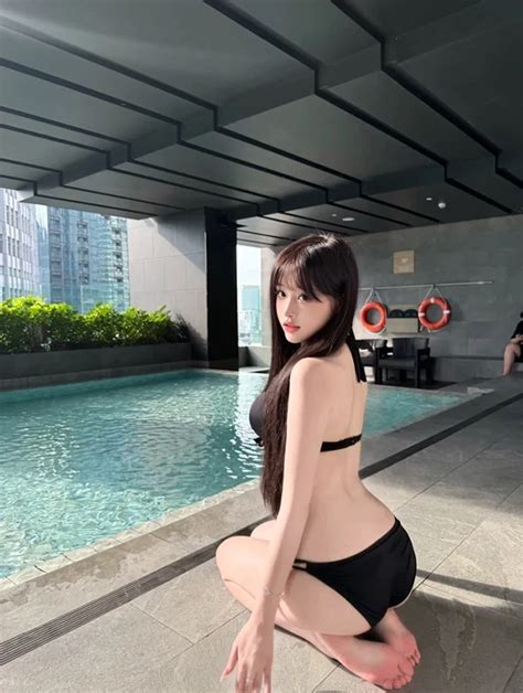 ảnh gái xinh Trung Quốc mặc bikini sexy dễ thương quyến rũ