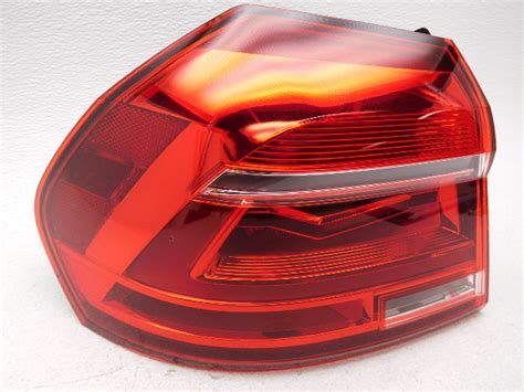 Genuine Oem Volkswagen Passat Left Tail Lamp 561 945 207 B Alpha Automotive