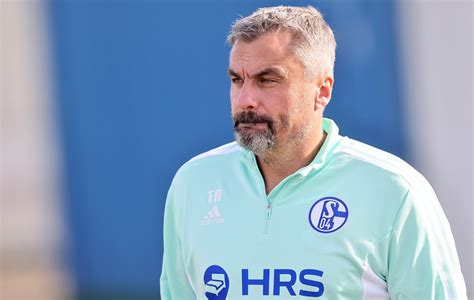 Schalke Coach Thomas Reis Verteilt Aufgaben Im Trainerteam Neu