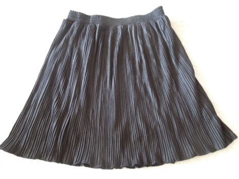 Yahoo オークション Cutie Blonde 細プリーツカットソー地スカート M