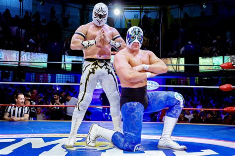 Lucha Libre CMLL on Twitter Místico y Atlantis Jr lograron la proeza