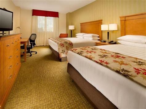 Drury Inn and Suites Orlando in Orlando (FL) - Room Deals, Photos & Reviews