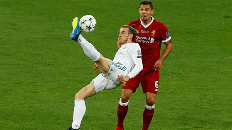 Watch Gareth Bale Scores Stunning Bicycle Kick Goal Against Liverpool