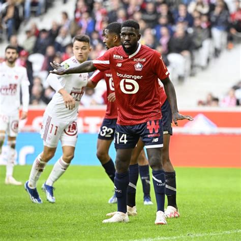 Foot Malgr Son Statut Samuel Umtiti N Est Pas Un Titulaire Lille