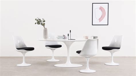 Tulip Table - Oval Tulip Dining Table, White Lacquer | Eero Saarinen Designer Replica | Interior ...