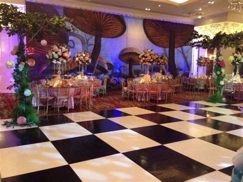 Alice In Wonderland Theme Alice In Wonderland Wedding Alice In Wonderland Wedding Theme