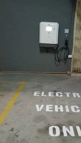 Car Abb Kw Terra Dc Wallbox Fast Ev Charger At Rs In Noida