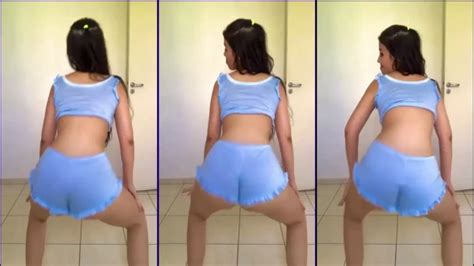 Vídeo de uma garota se divertindo ao dançar funk de pijama escondida do