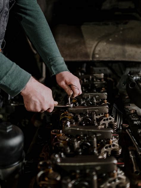 Mobile Truck Engine Repair On Site Truck Repair Mesa Az