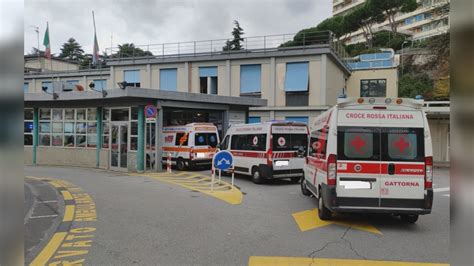 Incidente Sul Lavoro A Genova Ancora Gravi Le Condizioni Dell Operaio