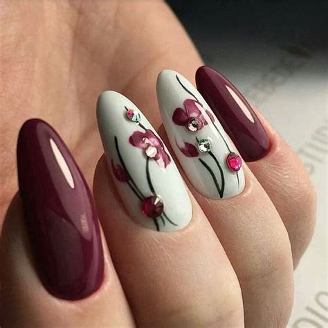 Bordowe Paznokcie TOP 25 Wspaniałych Inspiracji na Modny Manicure w