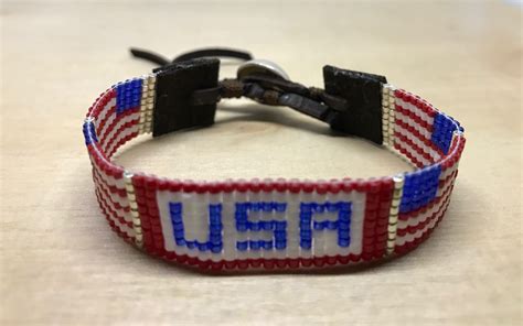 American Flag USA Bracelet / Hand Beaded American Flag Bracelet / Flag Bracelet / Red White ...