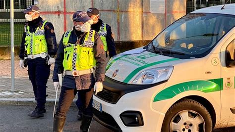 Scappano Dopo L Incidente La Polizia Locale Individua E Denuncia I Due