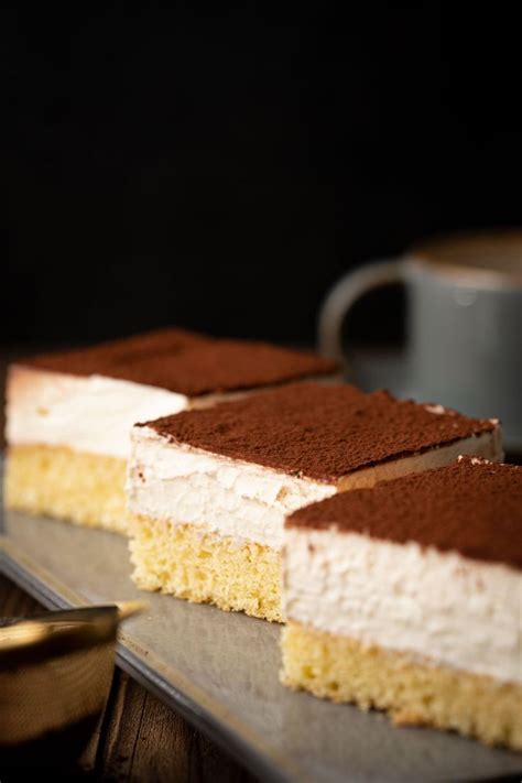 Tiramisu Blechkuchen Schnelles Und Einfaches Rezept Dessert Cake