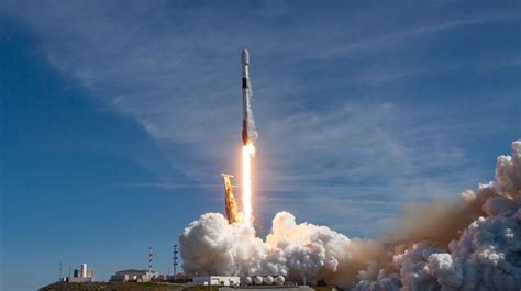 Regardez le lancement de la fusée SpaceX Falcon 9 pour une 16e fois