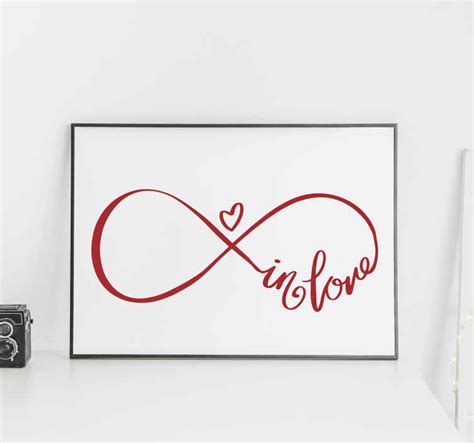 Love symbol text wall decal - TenStickers