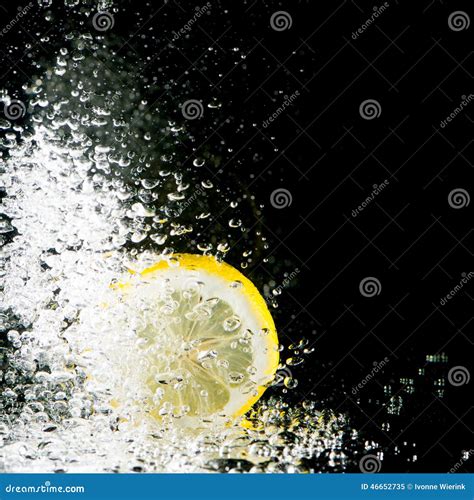 Fresh Lemon Splash Stock Image Image Of Closes Refreshment