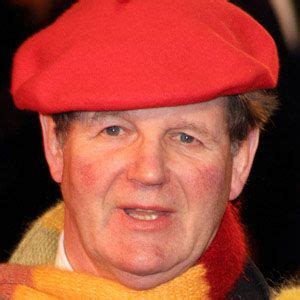 Michael Morpurgo - Age, Family, Bio | Famous Birthdays