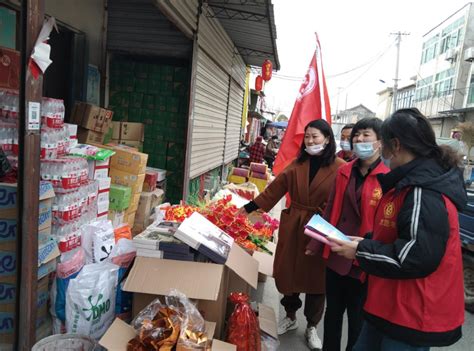 高岳街道韩楼村开展“鲜花代替塑料花 绿色文明过清明”宣传活动杜集区人民政府