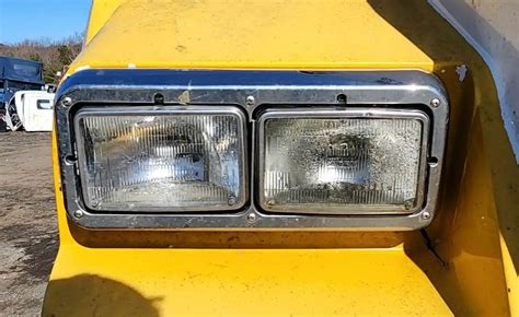 2012 Kenworth T800 Headlight Assembly For Sale Elkton Md P 72927