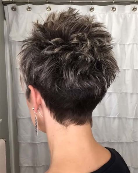 Short Hairstyles For Older Women As Favorite Choice