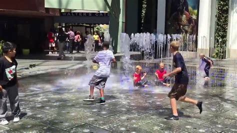 Universal City Walk Splash Pad Youtube