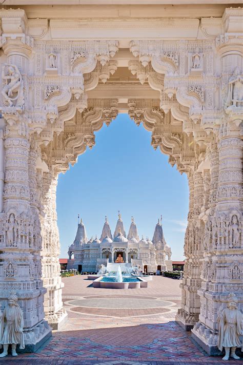 BAPS Shri Swaminarayan Mandir, just outside of Chicago : r/ArchitecturePorn