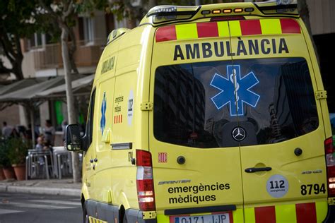 En Estat Cr Tic Despr S D Un Accident De Patinet A Terrassa