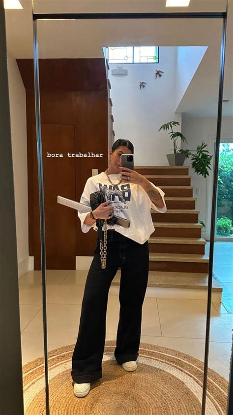 Pin de yasmin araújo em Looks femininos em 2024 Looks estilosos