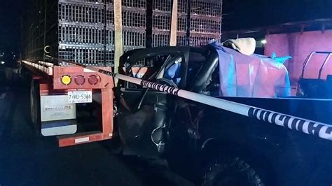 Mueren dos adultos y una niña es lesionada en accidente en Jalisco