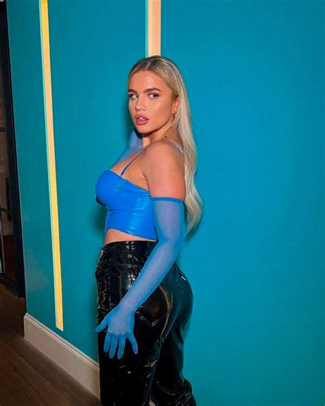 Woman shares weight loss journey