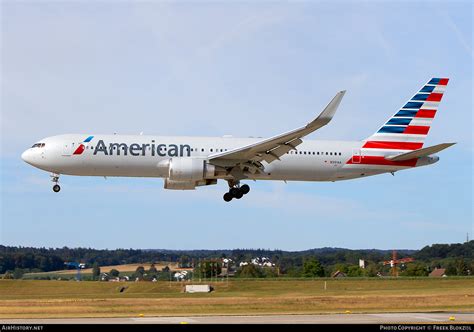 Aircraft Photo Of N Aa Boeing Er American Airlines