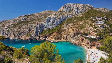 Eres más de cala o playa Las mejores opciones para disfrutar Alicante