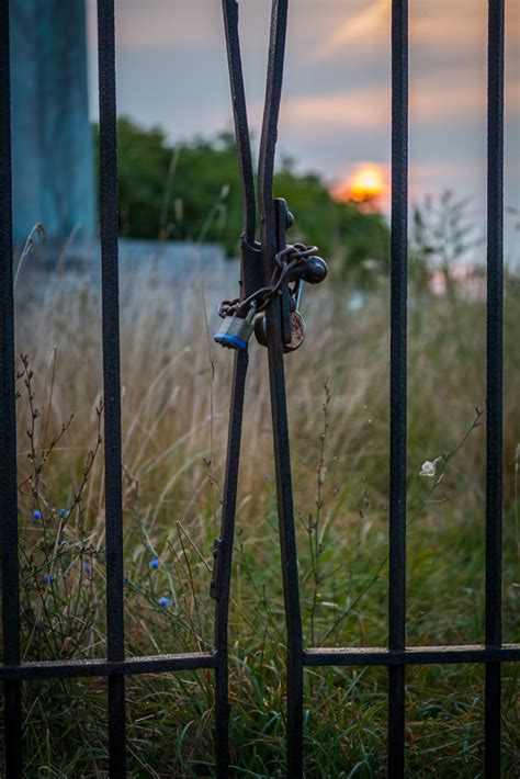 Locked William Livingstone Memorial Lighthouse On Belle Is Flickr