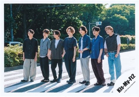 駿河屋 Kis My Ft2 集合 7人 横型全身 Special SingleともにMVジャケ写オフショット 公式生写真男性生写真