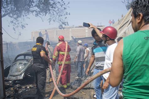 Voraz Incendio Consume Seis Viviendas En Barrio Sur De Piura