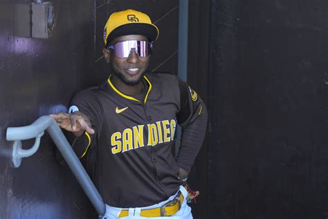 Jurickson Profar Exits Padres' Final Game Before Korea With Injury ...