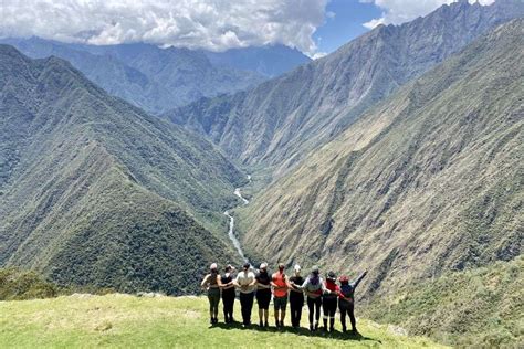 How to Deal With Anxiety When Hiking at High Elevation | Explorer Chick