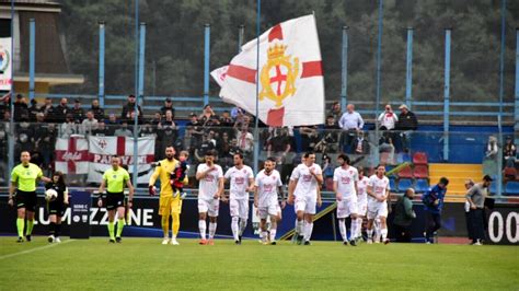 Serie C Lumezzane Padova Le Pagelle Degli Uomini Di Torrente