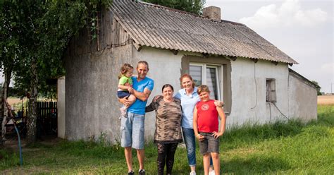 Nasz nowy dom odc 247 ekipa Katarzyny Dowbor wyremontowała dom rodziny