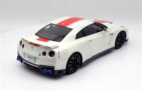 Hot Wheels Rare Nissan Skyline Gt R R Model Th Anniversary