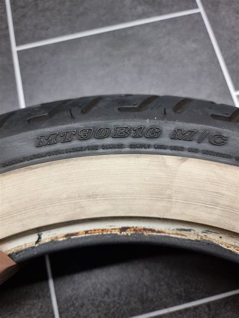 Dunlop D402F MT90 B16 Harley Davidson 72H Front Tyre T72 EBay