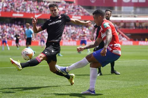 Galer A De Fotos Las Im Genes Del Granada Cf Vs Levante Ud