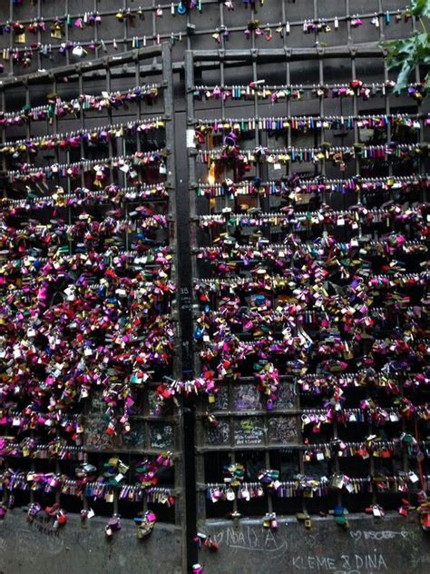 Verona Casa Di Giulietta Lucchetti Dell Amore Love Lock Padlock