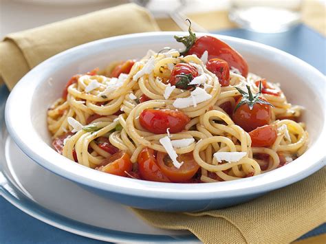 Pasta Al Sugo Di Pomodorini Freschi Grazia It