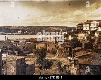 Constantinople Istanbul Actuelle Turquie Le Sommet De La Corne D Or