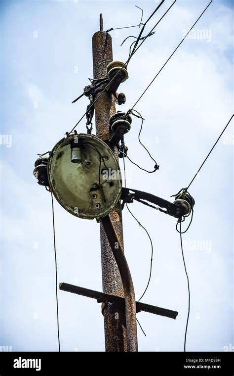 Poteau Utilitaire Avec Lumi Re Banque D Image Et Photos Alamy