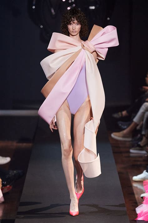 Viktor Rolf Fall Winter Haute Couture Fashion Show