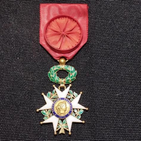 I15A SUPERBE MÉDAILLE officier de la légion d honneur 1870 french