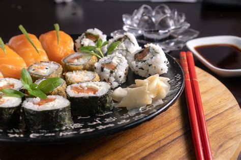 Conoce Las Diferencias Entre Los Sushi Maki Nigiri Y Sashimi